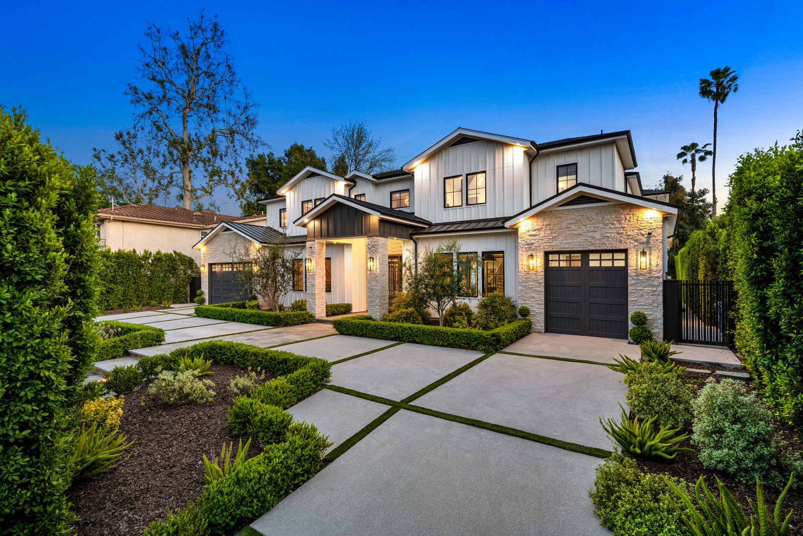 Modern luxury home interior staged for sale in Los Angeles